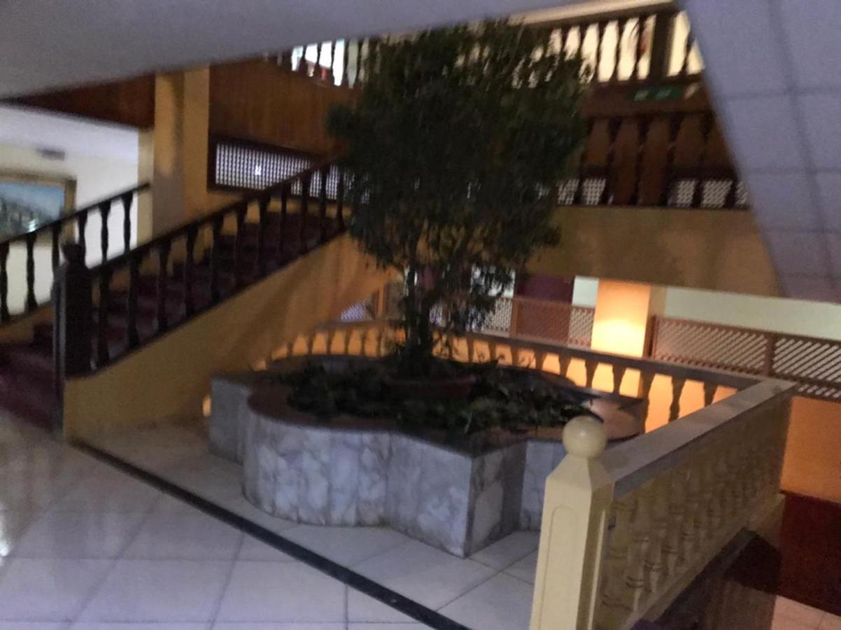 Al Aziziyah Hotel and suites Khamis Mushait Buitenkant foto