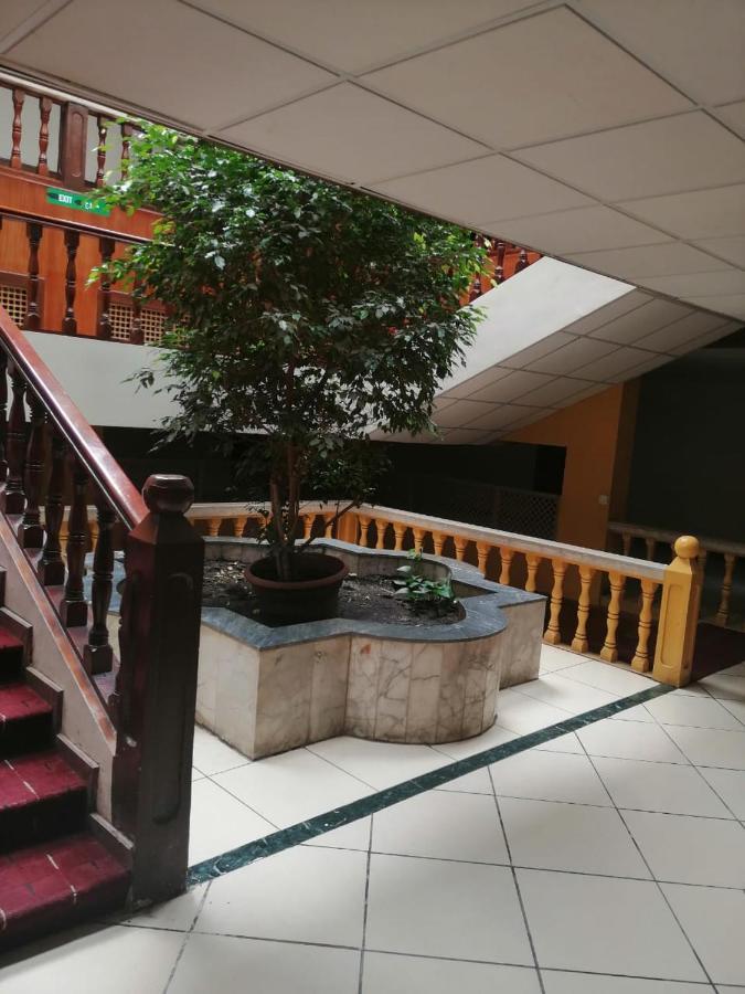 Al Aziziyah Hotel and suites Khamis Mushait Buitenkant foto