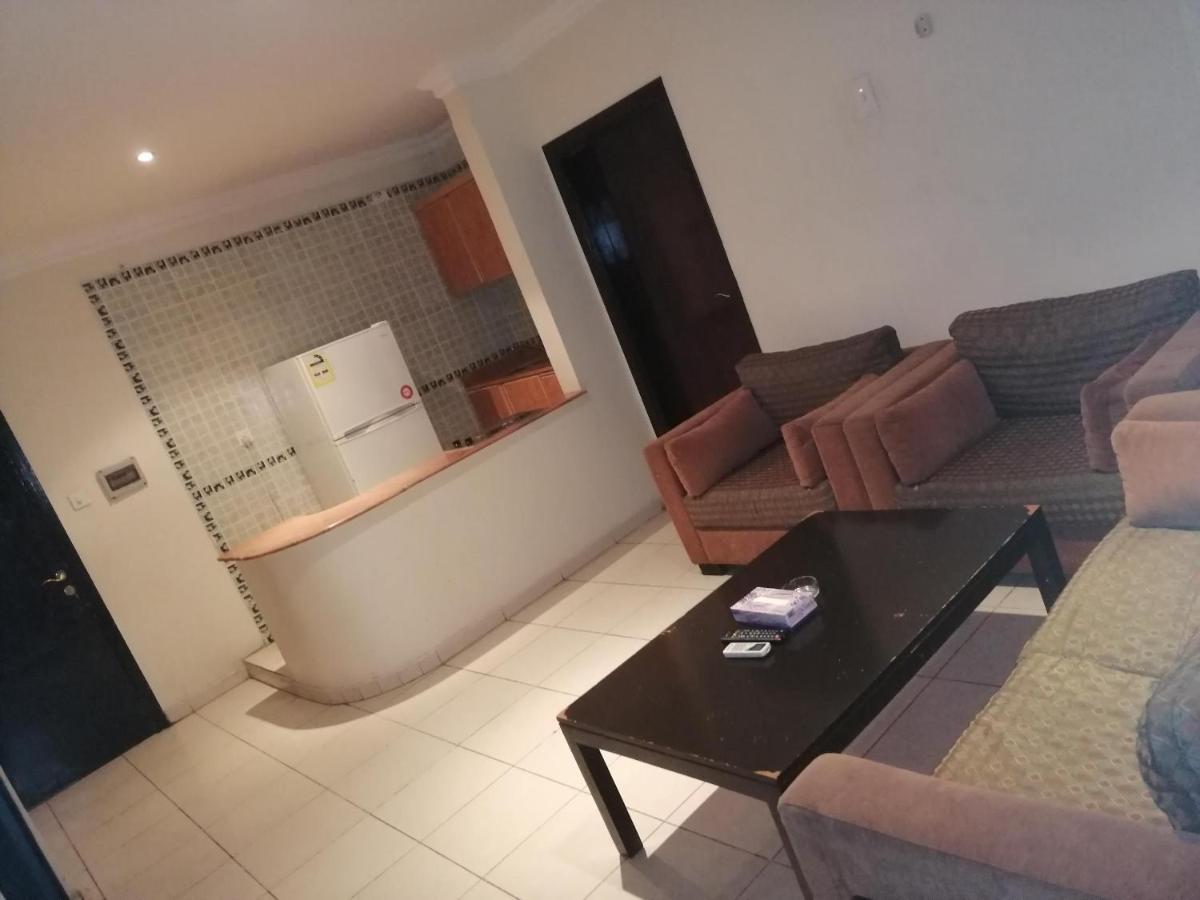 Al Aziziyah Hotel and suites Khamis Mushait Buitenkant foto