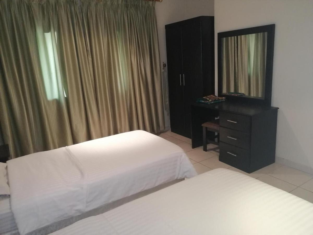 Al Aziziyah Hotel and suites Khamis Mushait Buitenkant foto