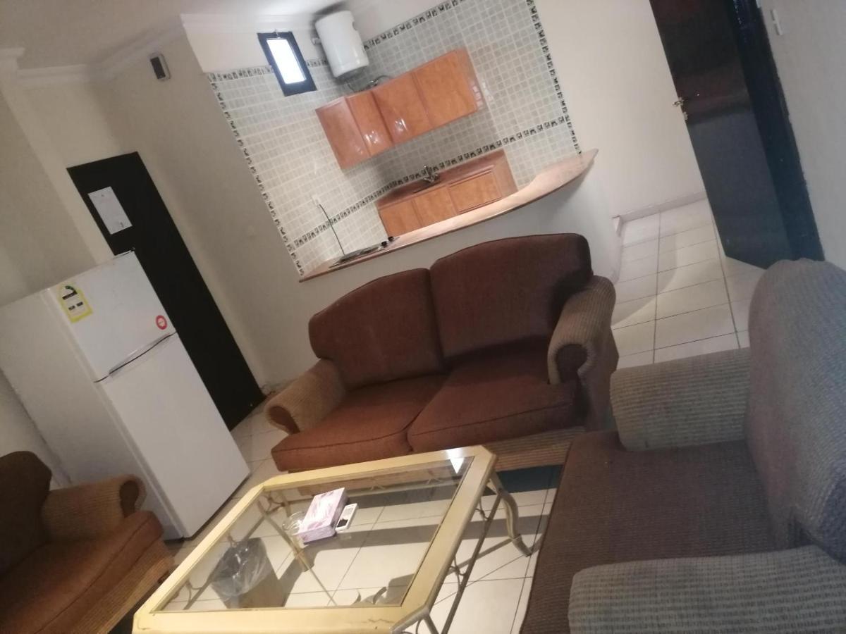 Al Aziziyah Hotel and suites Khamis Mushait Buitenkant foto
