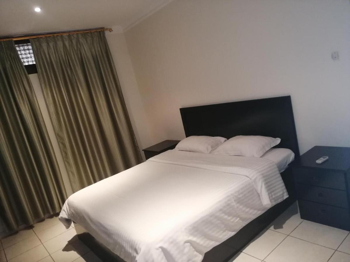 Al Aziziyah Hotel and suites Khamis Mushait Buitenkant foto