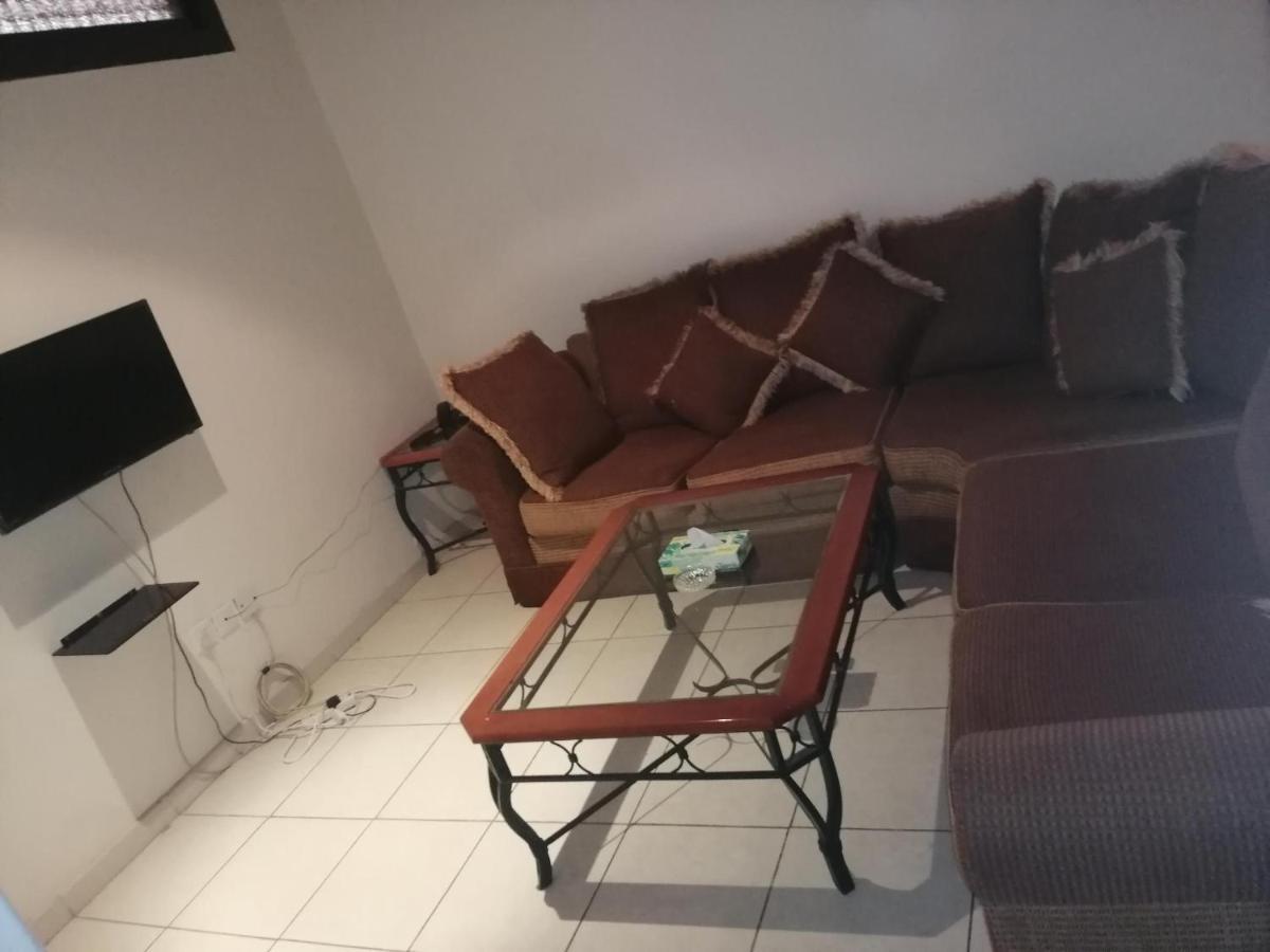 Al Aziziyah Hotel and suites Khamis Mushait Buitenkant foto